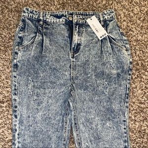 Boohoo Acid Wash Mom Jeans (New)
